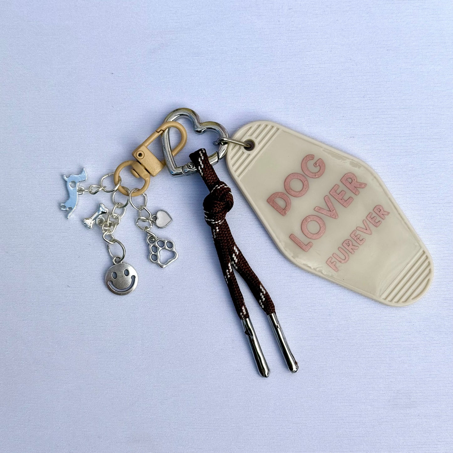 Porte-clé charms marron DOG LOVER FUREVER